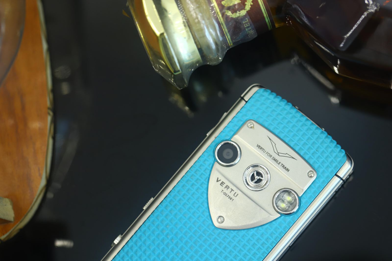 Vertu Constellation Touch Màu Xanh San Hô