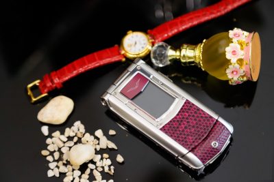 Vertu Constellation Ayxta Da Cá Sấu Màu Hồng