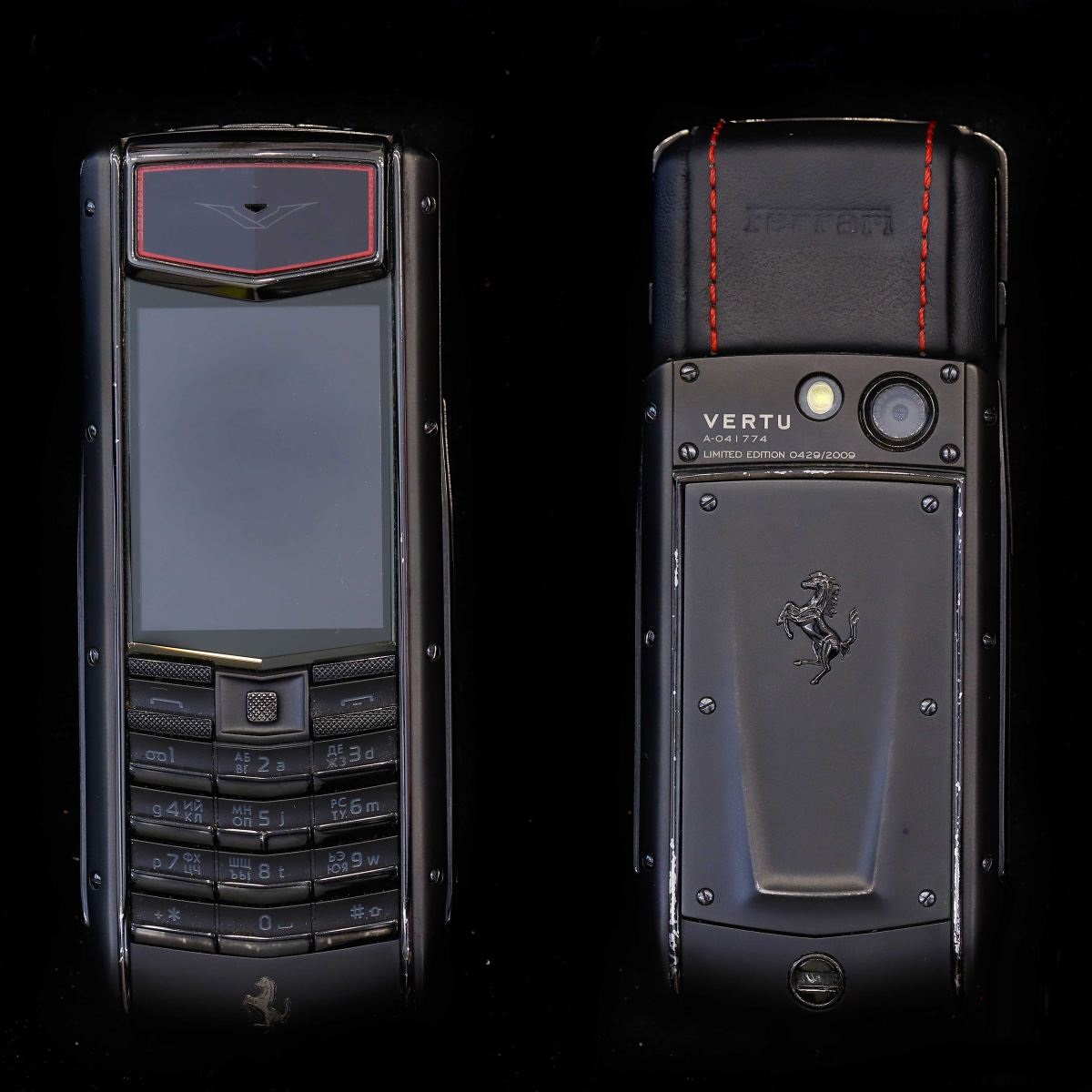 VERTU Ascent Ti Ferrari 本体 ULTRA RARE Vertu Ascent Ti Ferrari Special Edition RM-267
