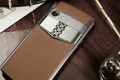 Vertu Aster P: Lưng da cá sấu, màn hình Sapphire, giá từ 120 triệu